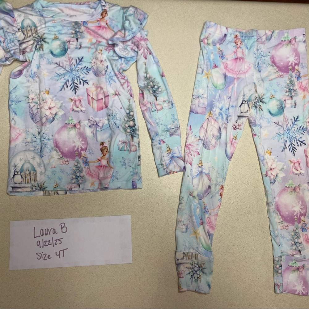 Bums and roses 4T pajamas with ruffle shoulder